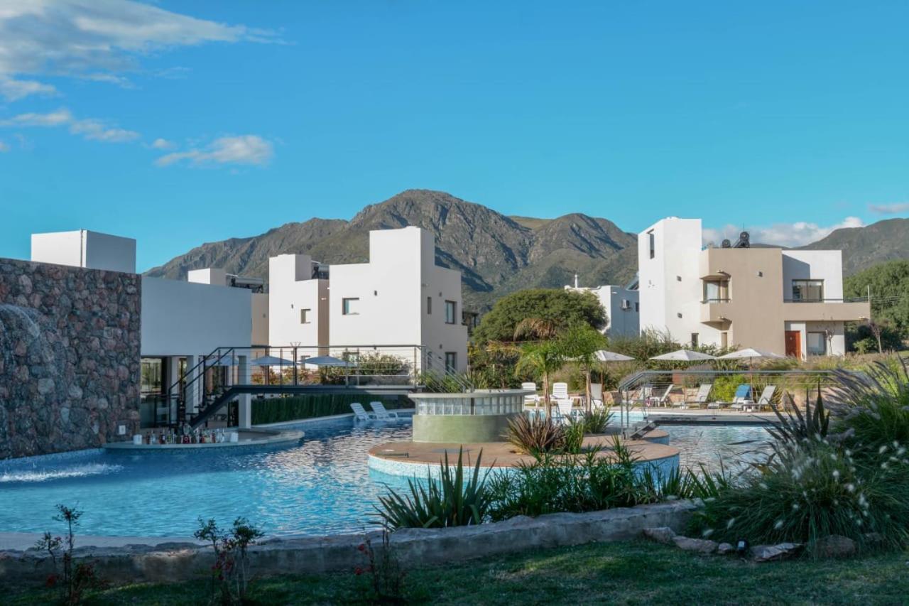 Apart Hotel Los Alazanes カピージャ・デル・モンテ エクステリア 写真